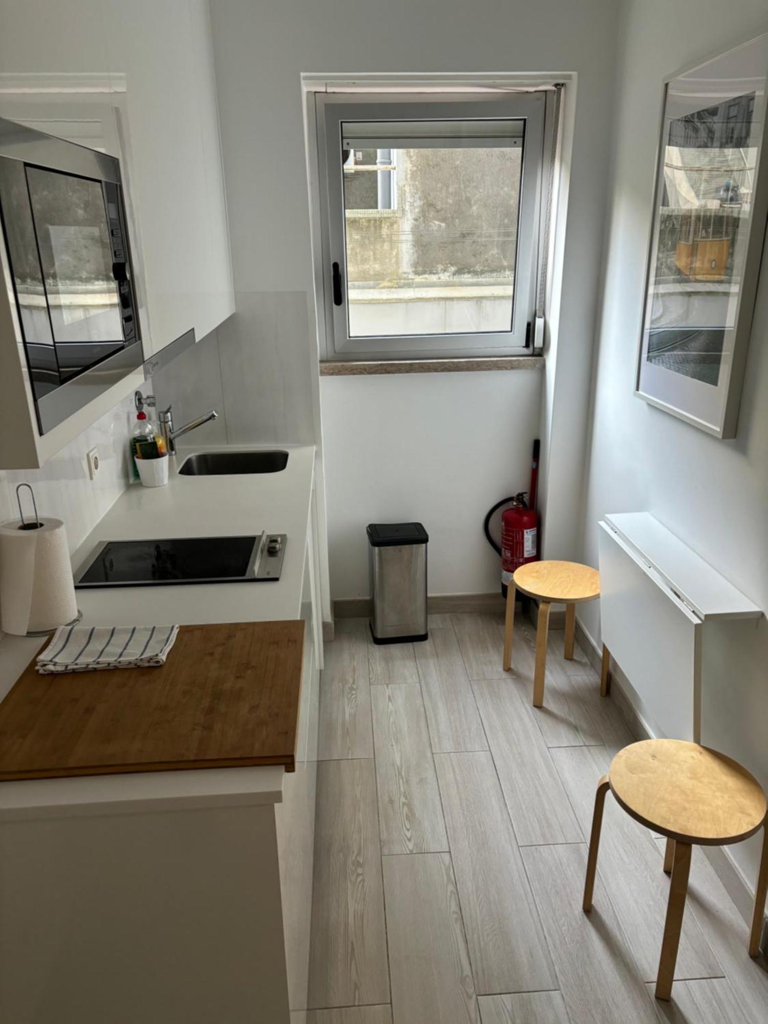 Avenue 17 Apartment ลิสบอน ภายนอก รูปภาพ